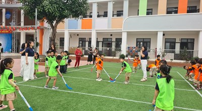 Bồi dưỡng kiến thức vệ sinh an toàn thực phẩm, giáo dục dinh dưỡng kết hợp vận động nhằm phát triển thể chất cân đối cho trẻ mầm non