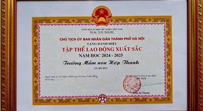 TRƯỜNG MN HỢP THANH ĐÓN NHẬN DANH HIỆU TẬP THỂ LAO ĐỘNG XUẤT SẮC